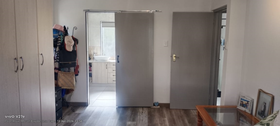 2 Bedroom Property for Sale in Mossel Bay Central Western Cape